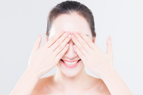 珀莱雅美白提亮补水面霜怎么样 珀莱雅美白提亮补水面霜好用吗