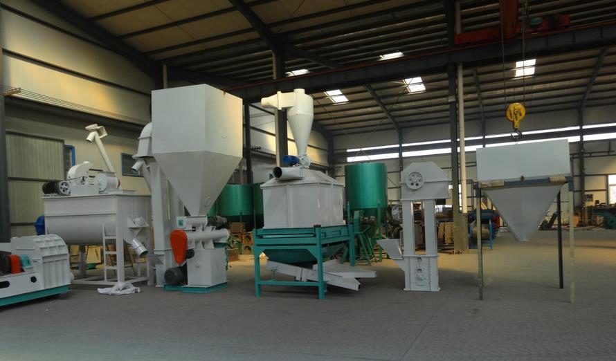 我想办个小型代加工厂 投资小的 请各位老板、朋友给介绍几个项目谢谢！！！了