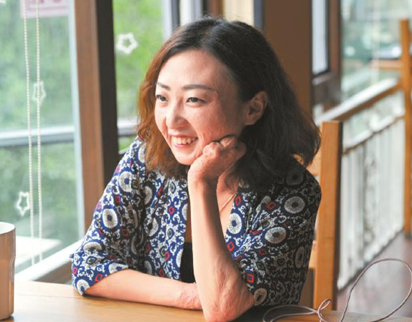 女生想开个小店投资小：女生，想自己开个小店，现在做什么行业比较好