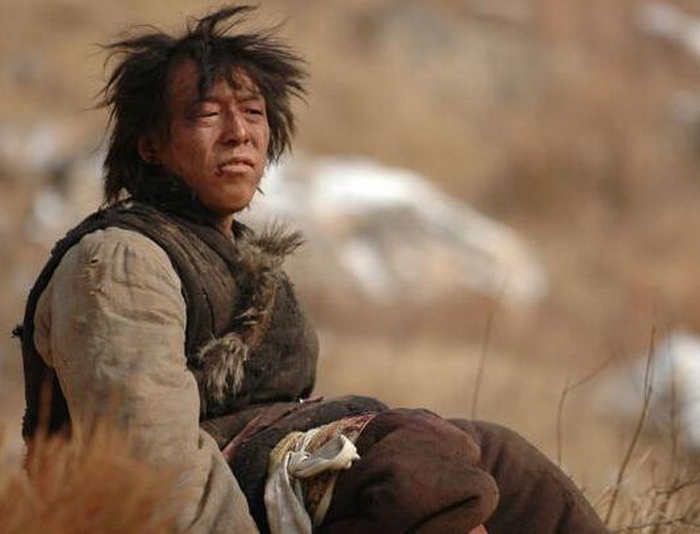 身无分文如何赚钱的思路：一个身无分文的大学生，如何能快速赚钱？家里状况很糟糕