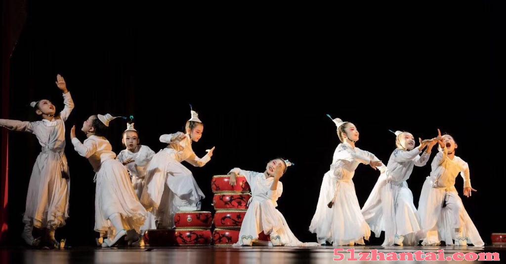 学什么才艺比较快:成年人学什么乐器比较容易?