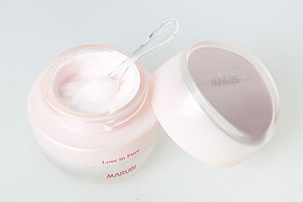 丸美面霜纯色之恋柔光素颜霜怎么样 丸美面霜纯色之恋柔光素颜霜好用吗