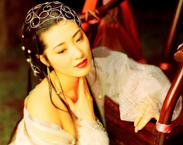 盘点10大因故隐退的日本女星(日本隐退的女明星)