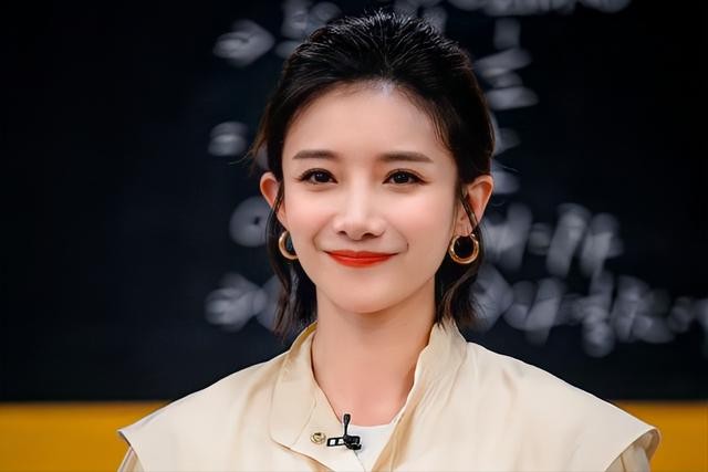 蔡紫个人资料简介（主持人大赛总冠军蔡紫无缘春晚）