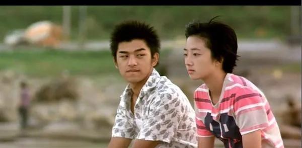 万茜个人资料简介图片（演员万茜低调嫁摄影师生一女）