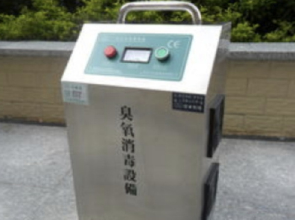 简单实用的六种车内消毒法 车内用什么消毒效果最好