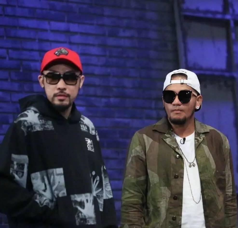 热狗张震岳是什么关系，热狗张震岳是组合吗