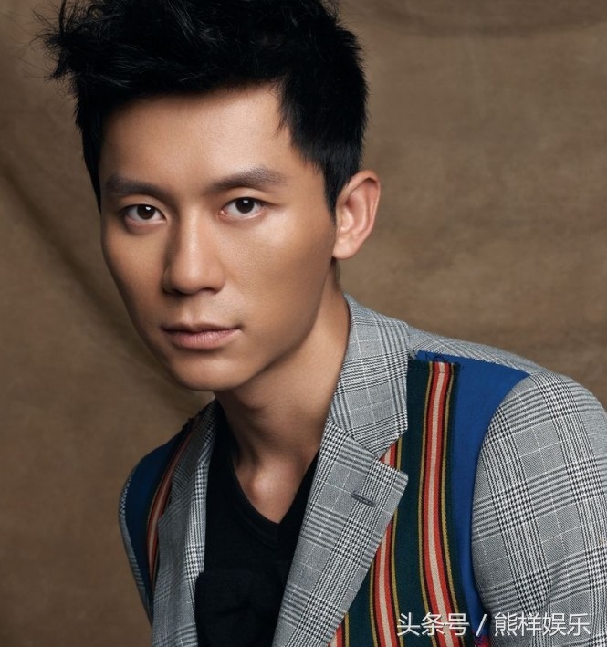 李晨军人家庭背景(李晨综艺节目中自曝神秘家庭背景！)