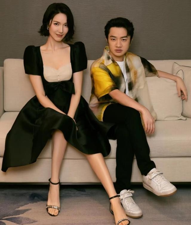 王祖蓝爸爸是谁(王祖蓝节目中忆亡父不禁落泪)