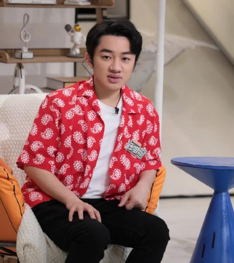 王祖蓝爸爸怎么去世的(王祖蓝节目中忆亡父不禁落泪)