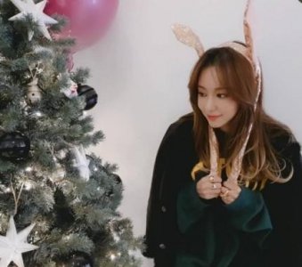 ​金雅中整容前照片（金雅中整容前后像换头）