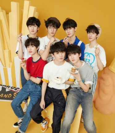 刘耀文生日（时代少年团其他成员先后发文祝福刘耀文）