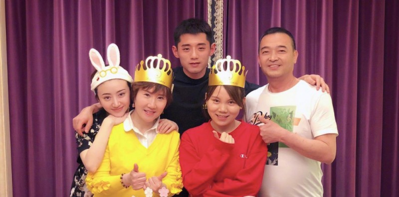 景甜家世背景如何（景甜父母离婚但依然相信爱情）