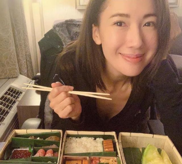 李诗韵老公(39岁港姐李诗韵宣布订婚)