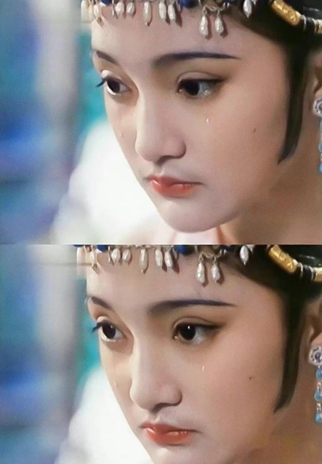 周迅年轻时的颜值照片（17岁的周迅像个小精灵）