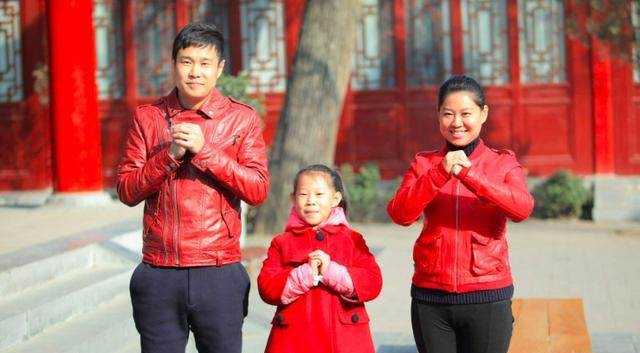 小沈阳撞脸都敏俊(小沈阳结婚照神似金秀贤)