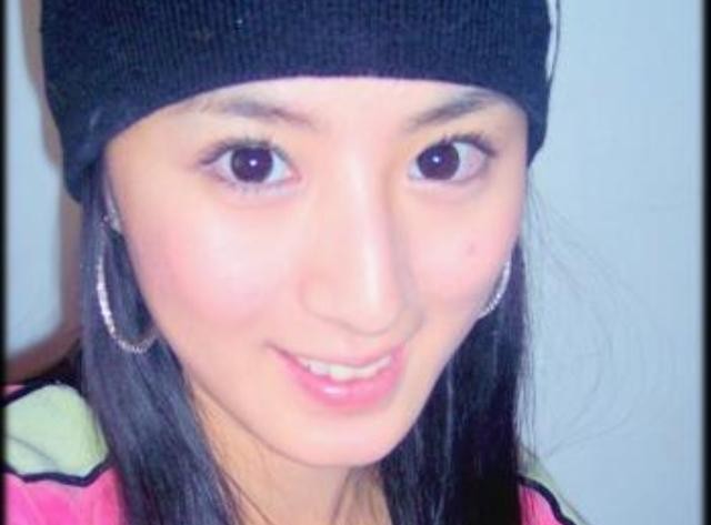 薇娅整容前的照片(谁说网红无法逆袭薇娅旧照曝光)