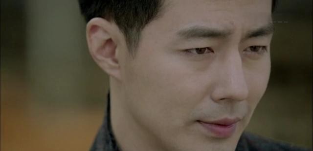 赵寅成整容后的对比（赵寅成鼻歪疑似整容）