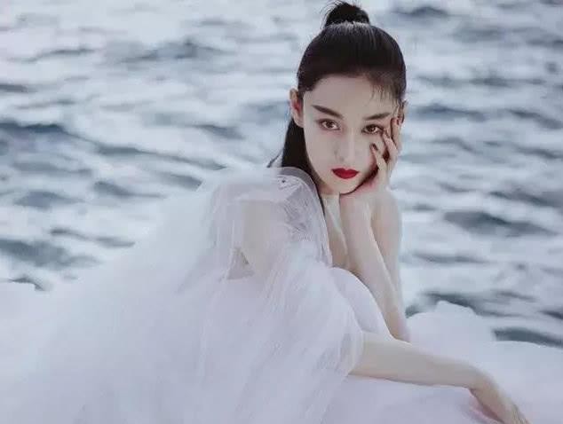 张馨予生活照之女神系列（性感女神张馨予生活照）