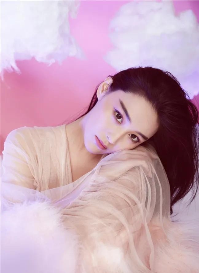 张馨予生活照之女神系列（性感女神张馨予生活照）