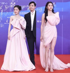 ​徐娇是谁的女儿（周星驰的干女儿徐娇简介）