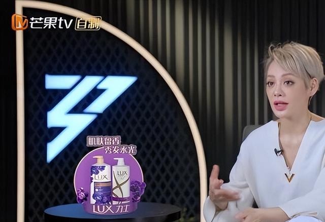 皇族拽姐于文文出道即巅峰(于文文手握代表作为何泯然众人)