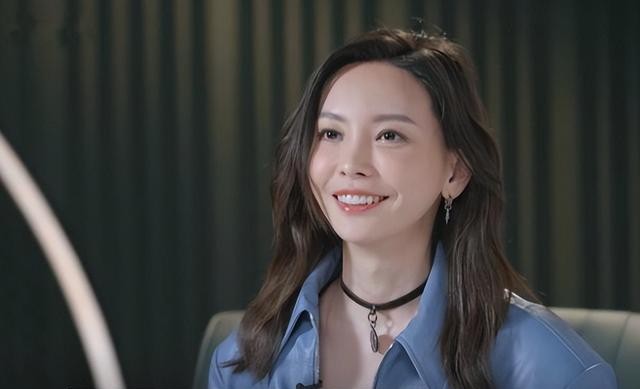 皇族拽姐于文文出道即巅峰(于文文手握代表作为何泯然众人)