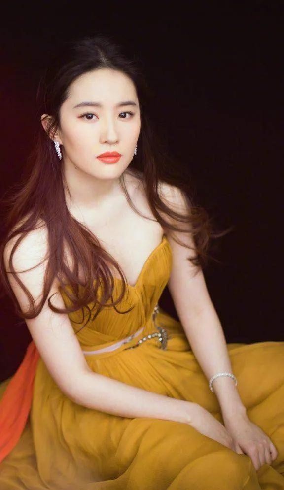 刘亦菲的男朋友是谁（刘亦菲为何不结婚）