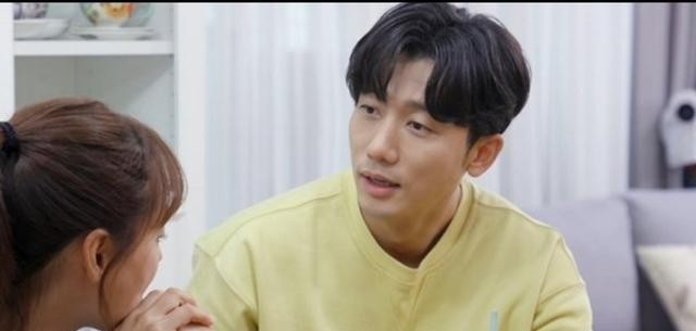 柳真奇太映综艺节目(《便利餐厅》奇太映背后拥抱柳真)