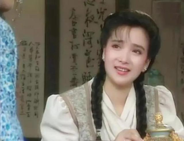 何晴个人资料简介(51岁患癌被二婚老公宠上天)(14)