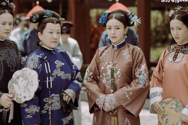 清朝妃子的等级和封号怎样确定的 现实比电视剧更难看