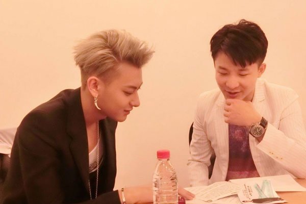 边策事件真相 什么时间跳的楼？为什么自杀