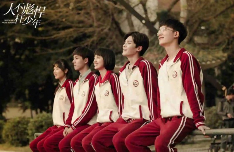 儿童送给母亲的贺卡（自制爱心贺卡祝福亲爱的她）