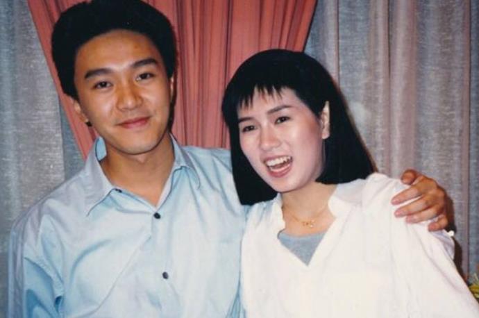 周星驰爱的是朱茵还是罗慧娟 他一生最爱的女人是朱茵