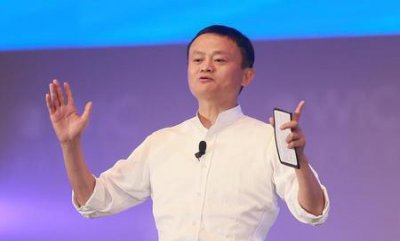 ​何鸿燊有5000亿比马云还有钱