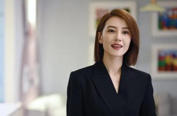 两对夫妻在一个房间换交（完美伴侣两对夫妻互换）