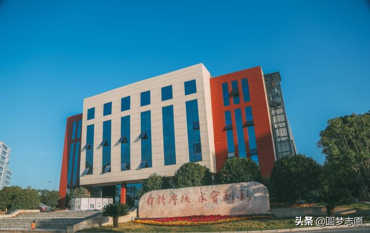 四百多分能上什么大学(高考400分也能上的大学盘点)