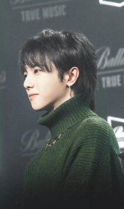 ​华晨宇有什么歌好听(华晨宇有哪些歌曲比较好听)