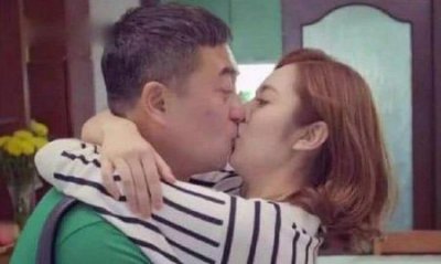 ​演员拍戏都是真亲吗?(现在拍吻戏是借位还是真亲???)