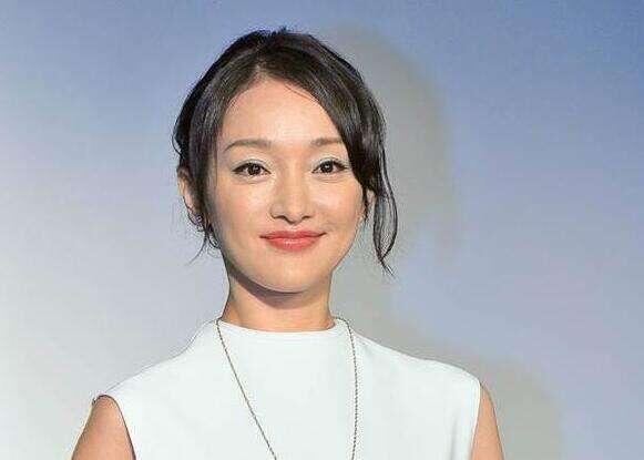 周迅为什么被称水缸