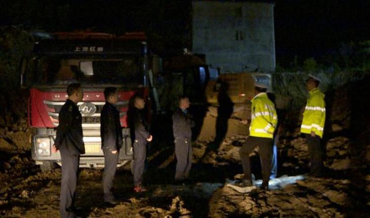 地铁挖那么深为什么没有泥土出来「地铁挖得那么深如此多的泥土到哪里去了又都被干了什么呢」