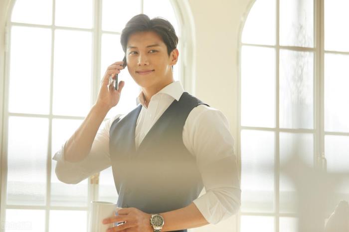 女人蓝颜知己算出轨吗（很多女人都想拥有一位蓝颜知己）