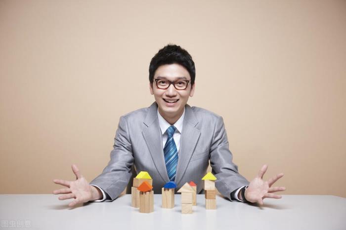 女人蓝颜知己算出轨吗（很多女人都想拥有一位蓝颜知己）