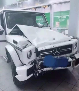 ​王小源大G被撞烂的照片曝光   王小源大G是怎么被撞的