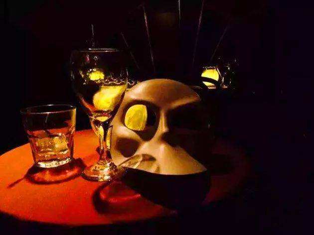 什么是沉浸式(沉浸式体验的含义及详细介绍)