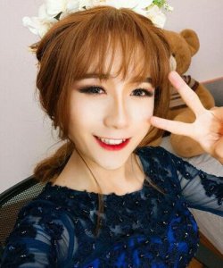 ​斗鱼伪娘hani9怎么不直播了   hani9跳起舞来别有一番味道