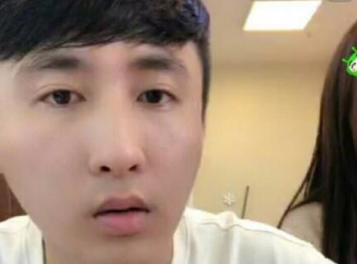 ​散打哥直播骂骚白怎么回事    直播结束散打哥掉了五十多万粉