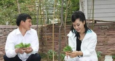 ​于文华为什么捧红朱之文(于文华喜欢大衣哥朱之文是真的吗)