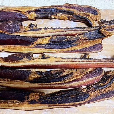 腌腊肉的做法(百吃不腻的腌制腊肉教程步骤)