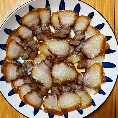 腌腊肉的做法(百吃不腻的腌制腊肉教程步骤)